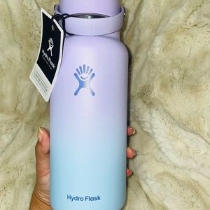 HYDROFLASK LIMITED EDITION WATER-BOTTLE